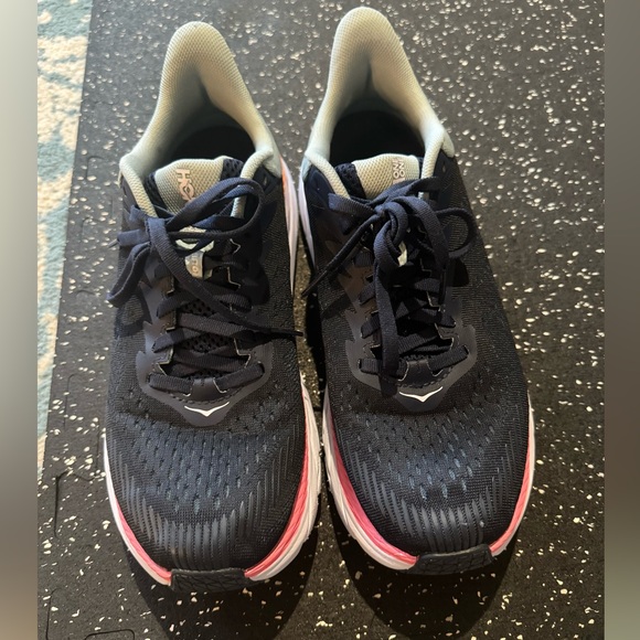 Hoka One One Women’s Clifton Running Shoe Size 8.5 US - Picture 4 of 6